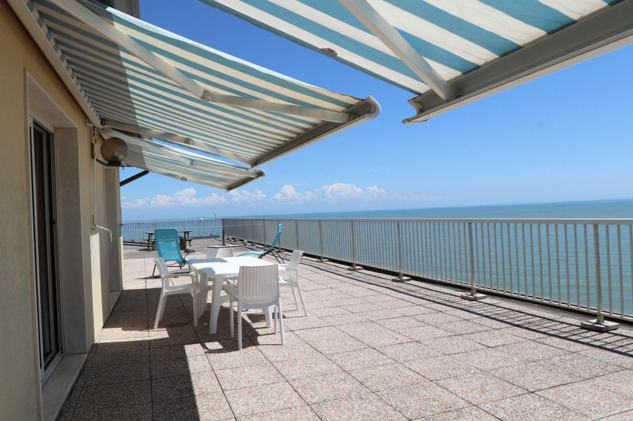 Penthouse Attico Mara Apartment Caorle Ngoại thất bức ảnh